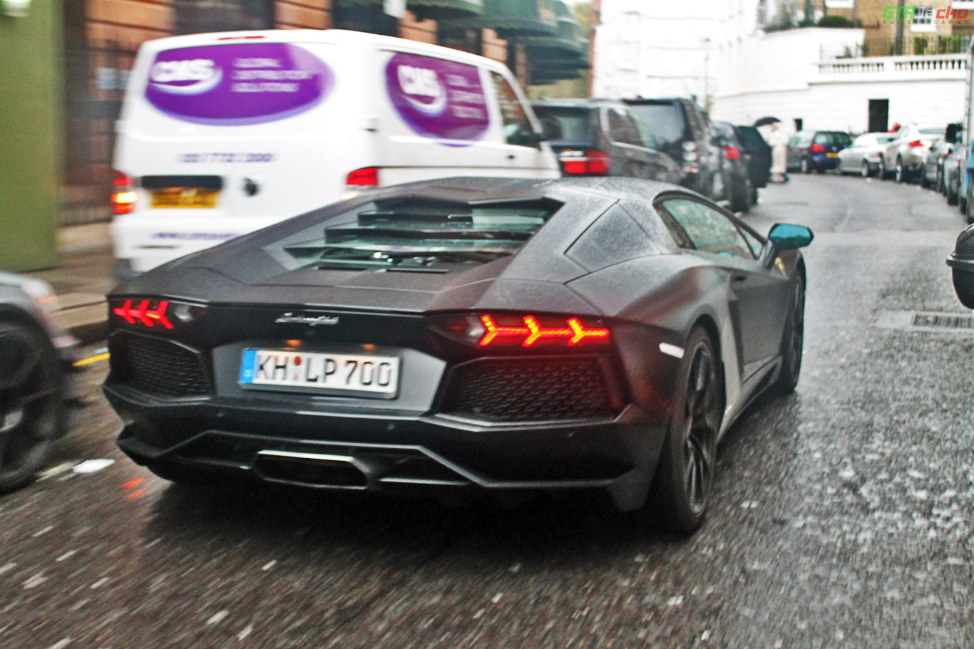 KH LP 700, Lamborghini Aventador LP700-4, 2011–2016