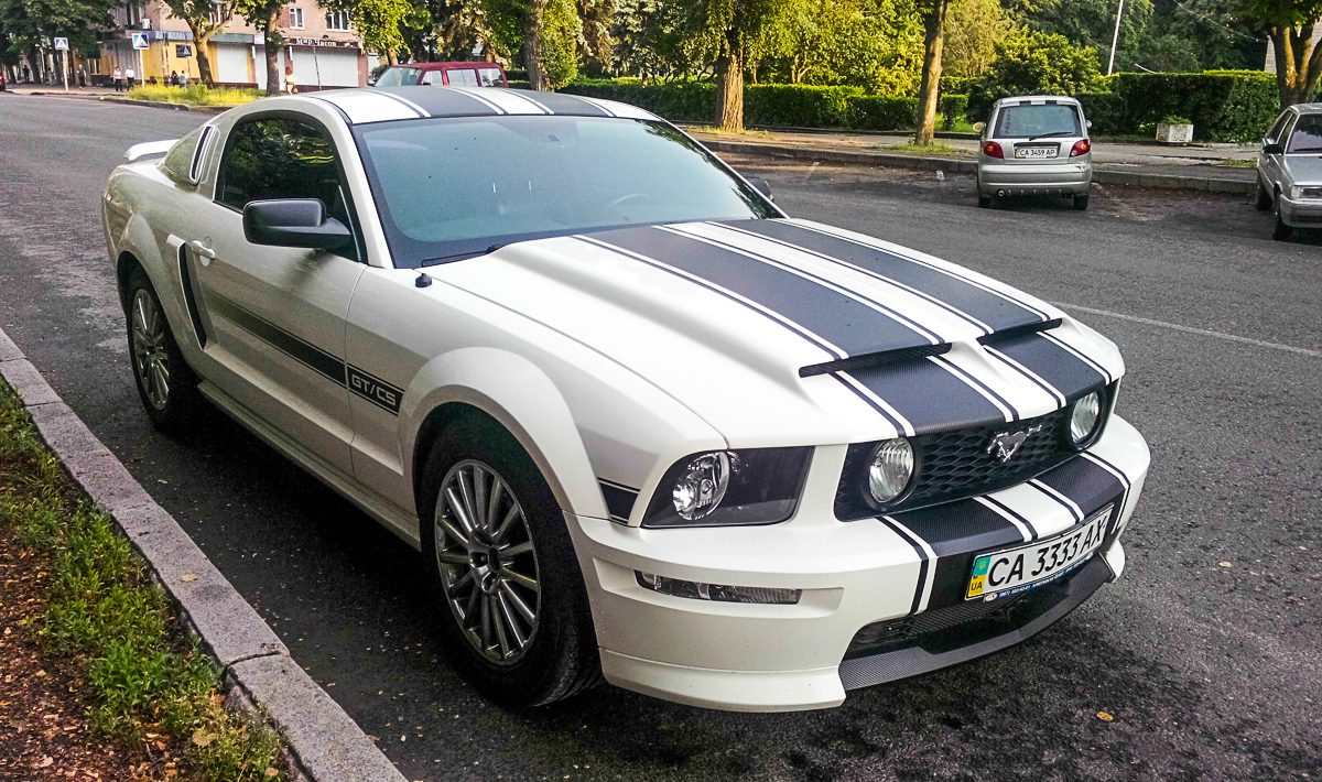 CA 3333 AX, Ford Mustang 5th gen 2-door Coupé (S197), 2004–2009
