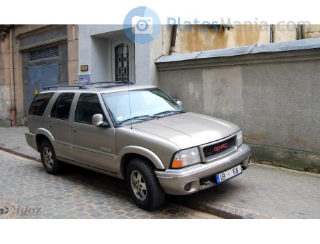 IB-58, GMC Envoy