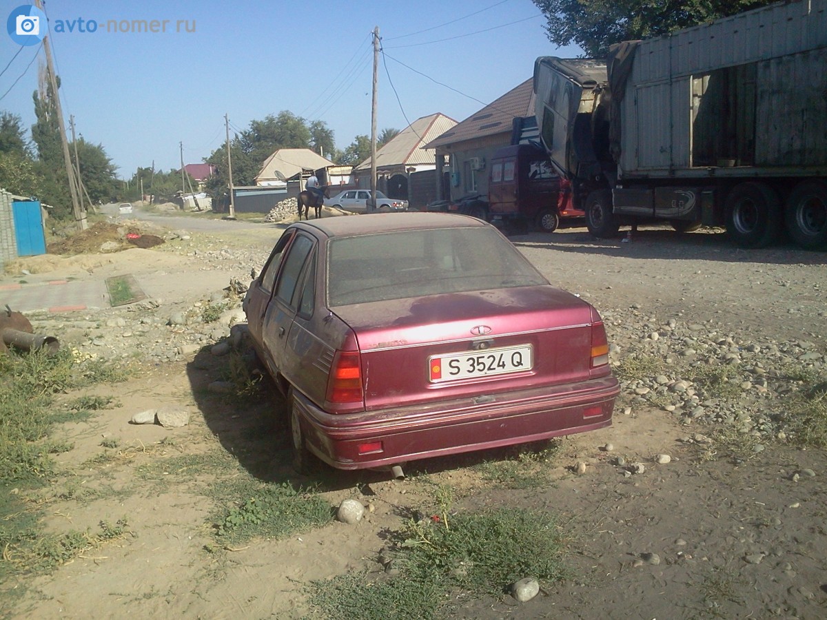 S 3524 Q, Daewoo Racer 1st gen Sedan (T-body), 1986–1995