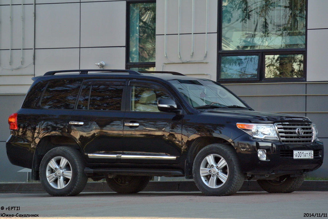 а 001 ат 65, Toyota Land Cruiser 200 (J200), 1st facelift, 2011–2015
