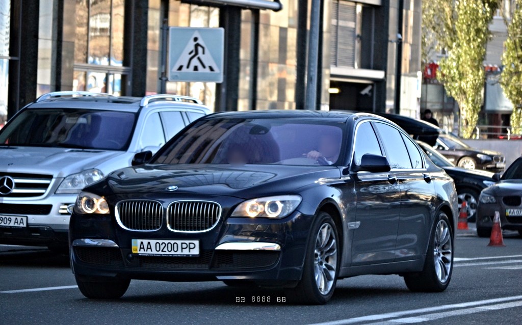 AA 0200 PP, BMW 7 Series 5th gen (F01–F04), 2008–2015