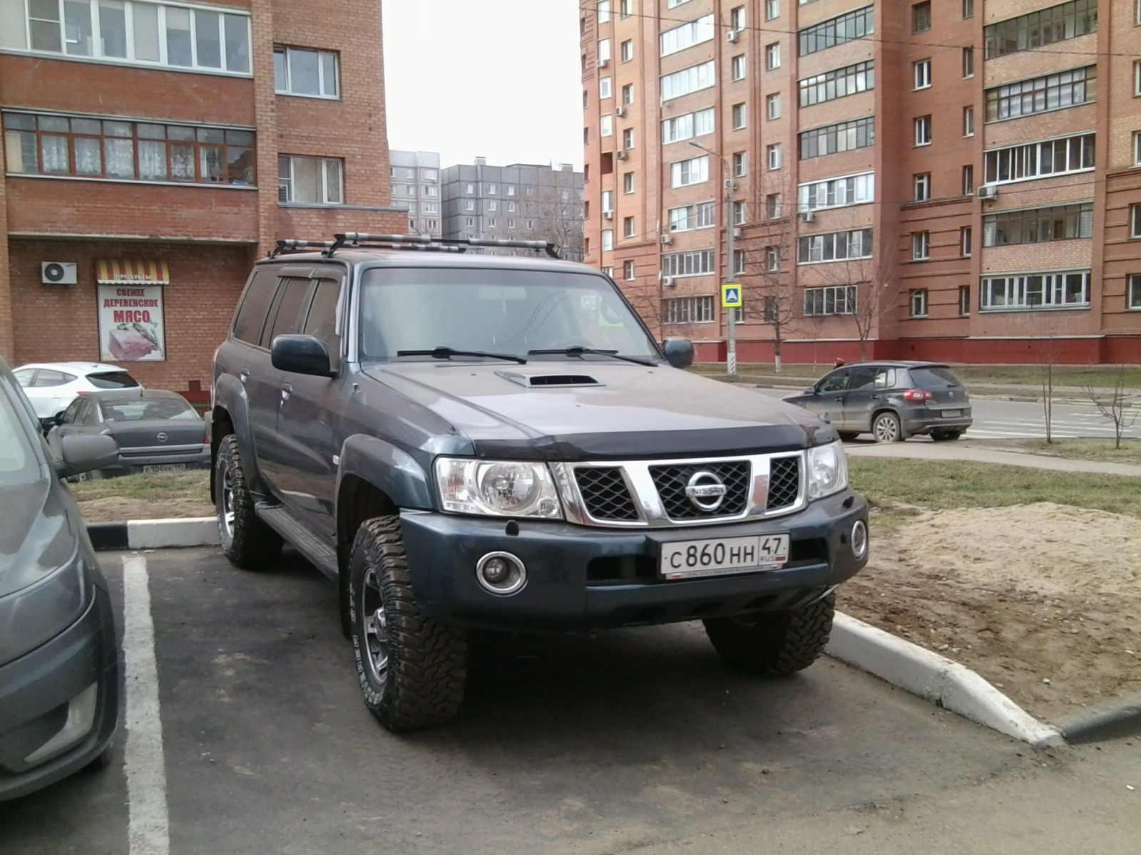 с 860 нн 47, Nissan Patrol 