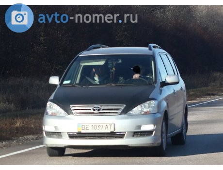 BE 1039 AT, Toyota Avensis Verso