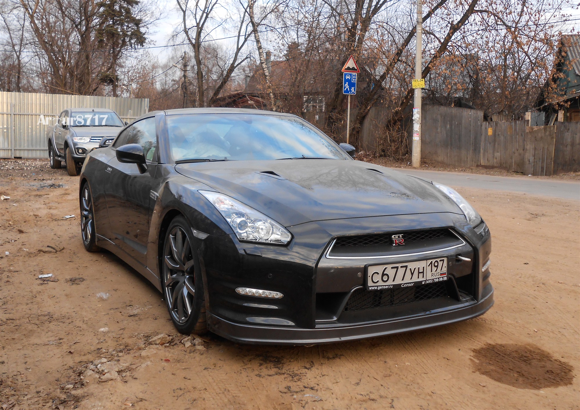 с 677 ун 197, Nissan GT-R 1st gen (R35), 2007–2016