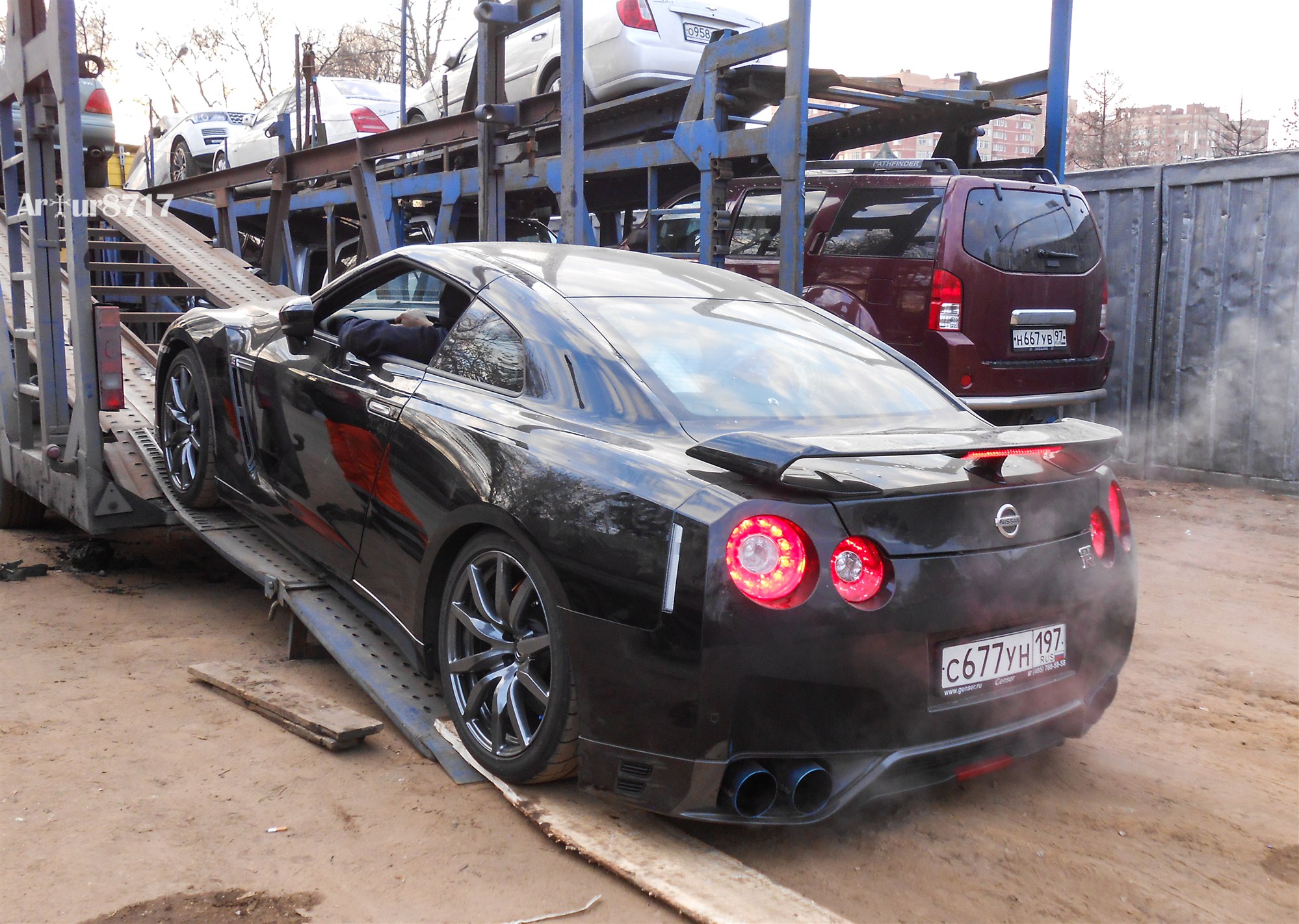 с 677 ун 197, Nissan GT-R 1st gen (R35), 2007–2016