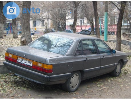 в 6514 ВХ, Audi 200