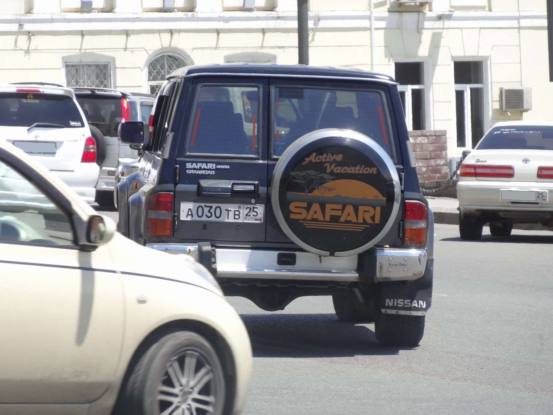а 030 тв 25, Nissan Safari 2nd gen 5-door SUV (Y60; JP-market), 1987–1997
