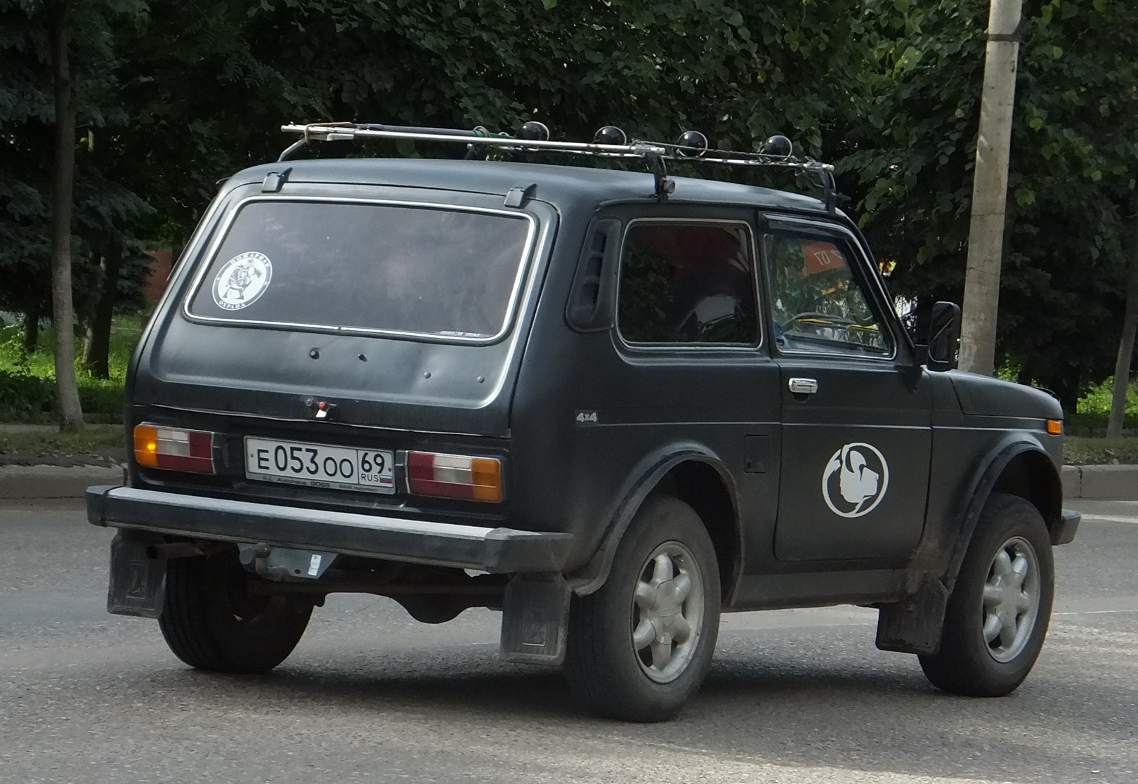 Lada Niva Ferrari