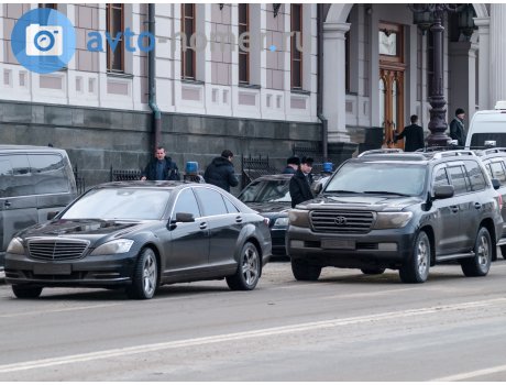 е345не12, Toyota Land Cruiser