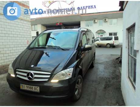 BI 9988 AC, Mercedes-Benz Viano