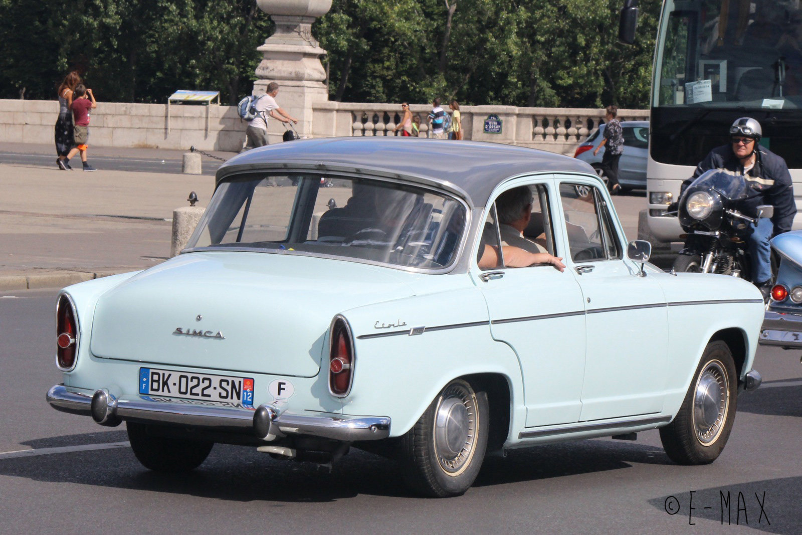 BK-022-SN, Simca Aronde 