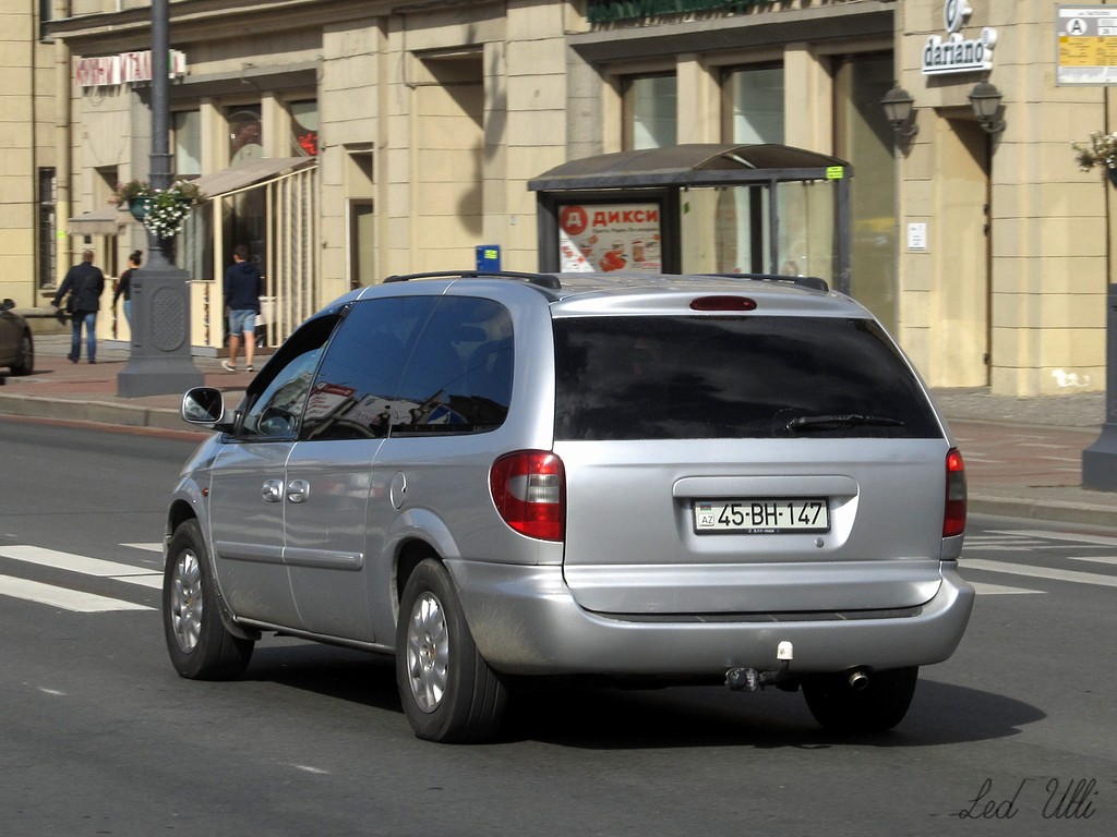 45-BH-147, Chrysler Grand Voyager 4th gen (RS), 2000–2007