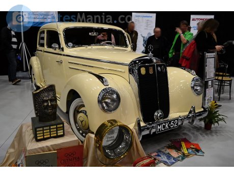 MCK-52, Mercedes-Benz 220