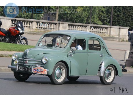 8054 ZY 45, Renault 4CV