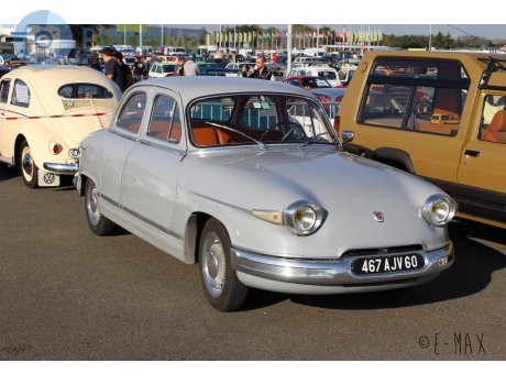 467 AJV 60, Panhard PL17