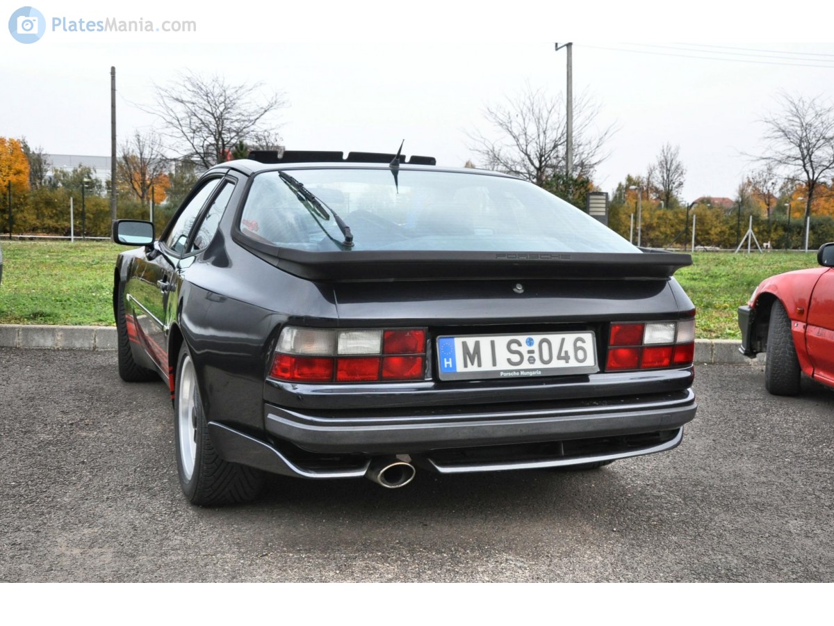 MIS-046, Porsche 944 1st gen Coupé (951/952), 1982–1991