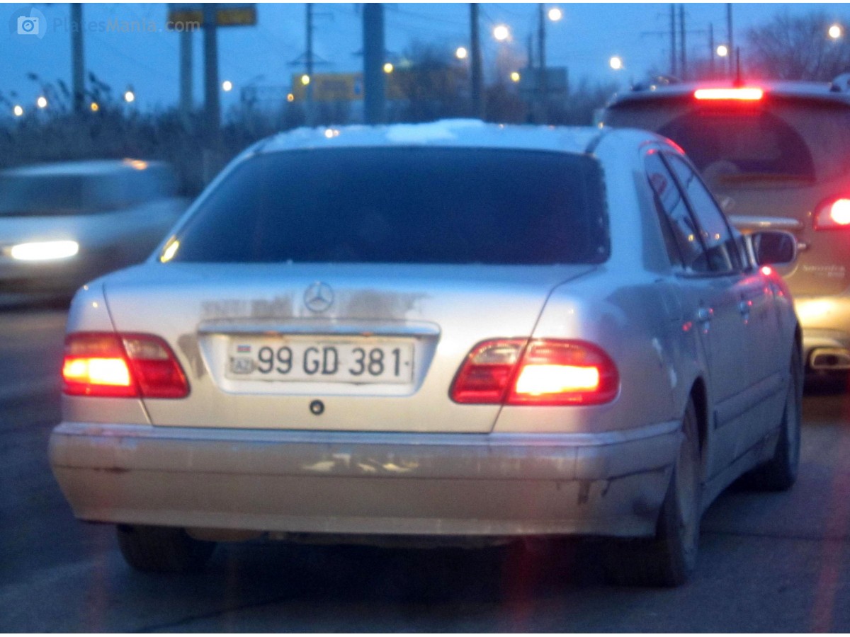 99 GD 381, Mercedes-Benz E-Klasse 2nd gen Sedan (W210), 1995­–2002