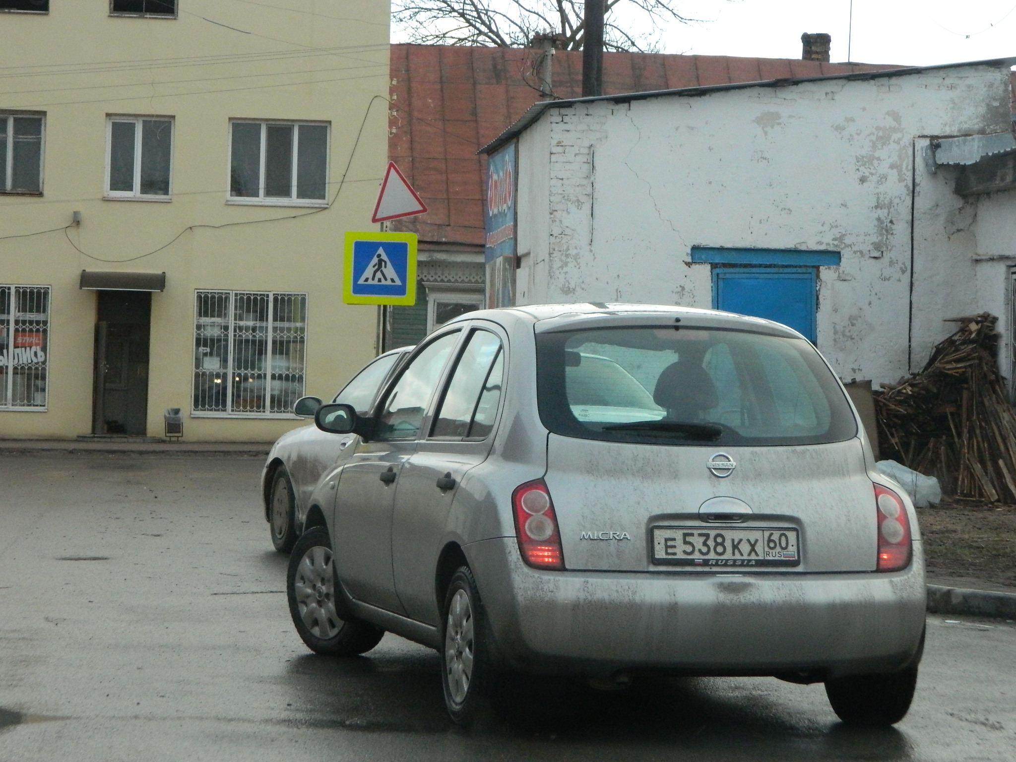 е 538 кх 60, Nissan Micra 
