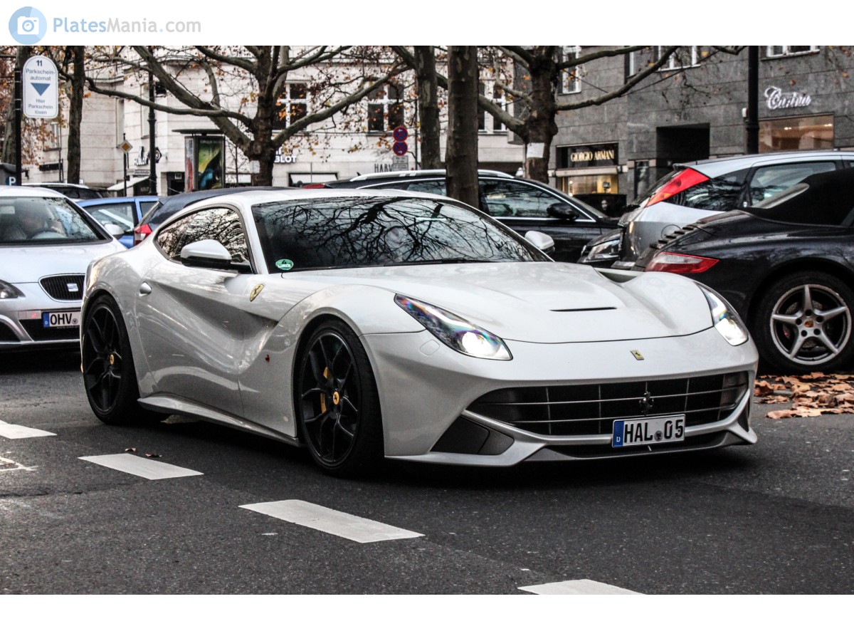 HAL O 5, Ferrari F12 F12berlinetta (F152), 2012–2017