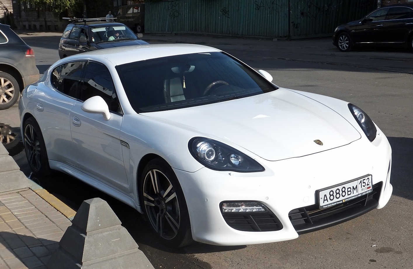 а 888 вм 152, Porsche Panamera 1st gen (970), 2009–2013