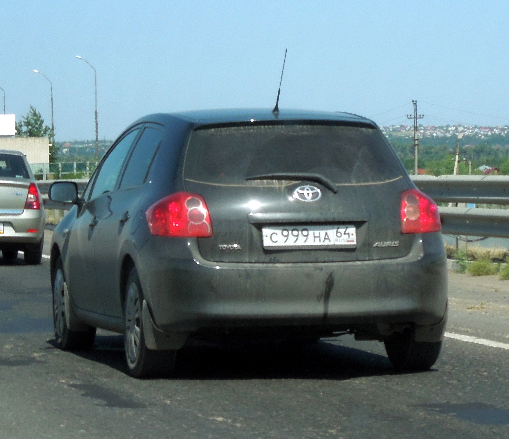 с 999 на 64, Toyota Auris 