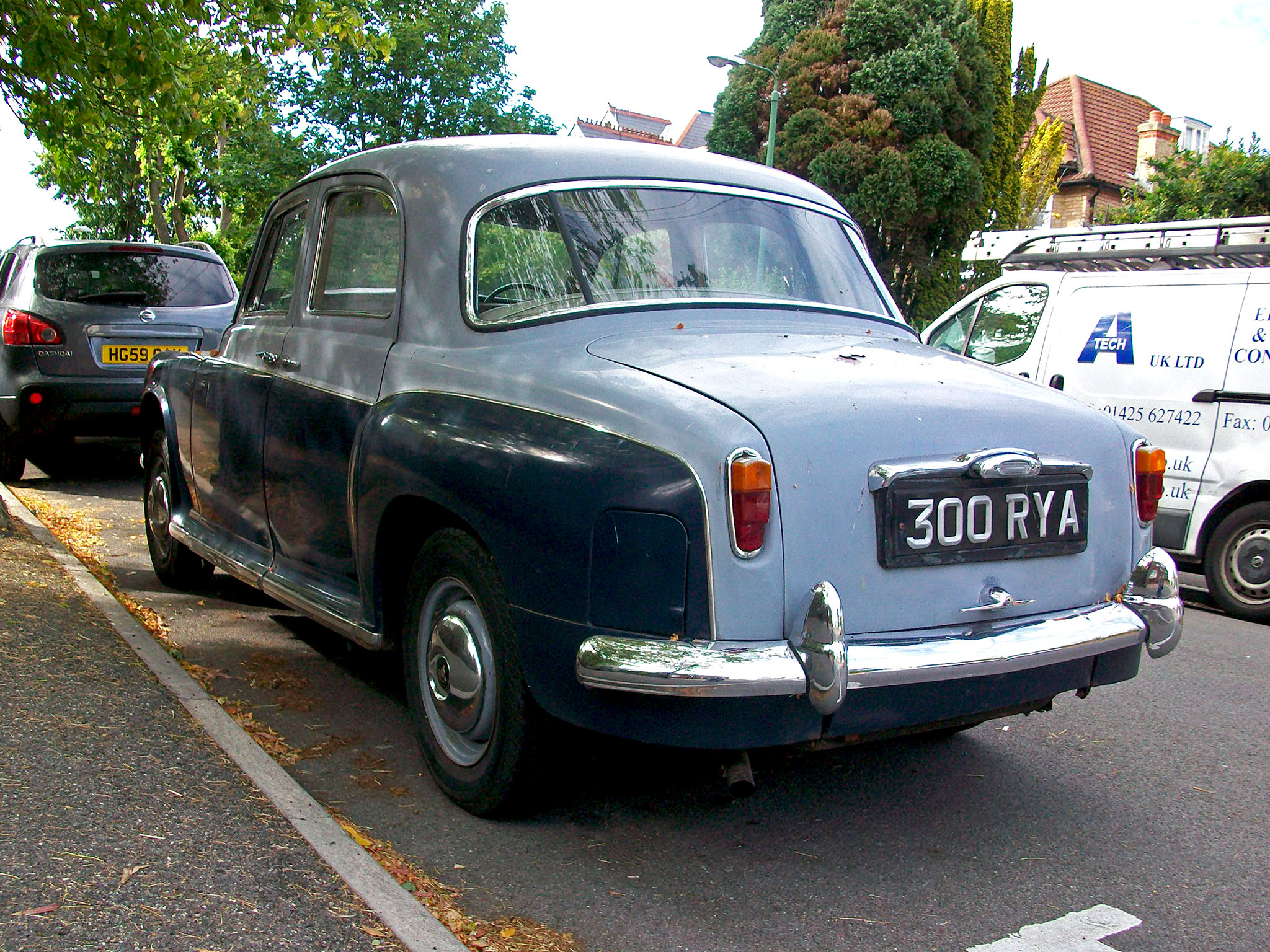 300RYA, Rover P4 