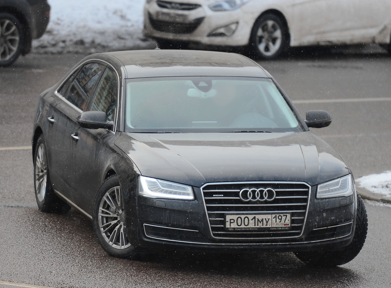 р 001 му 197, Audi A8 3rd gen (D4/4H), facelift, 2013–2018