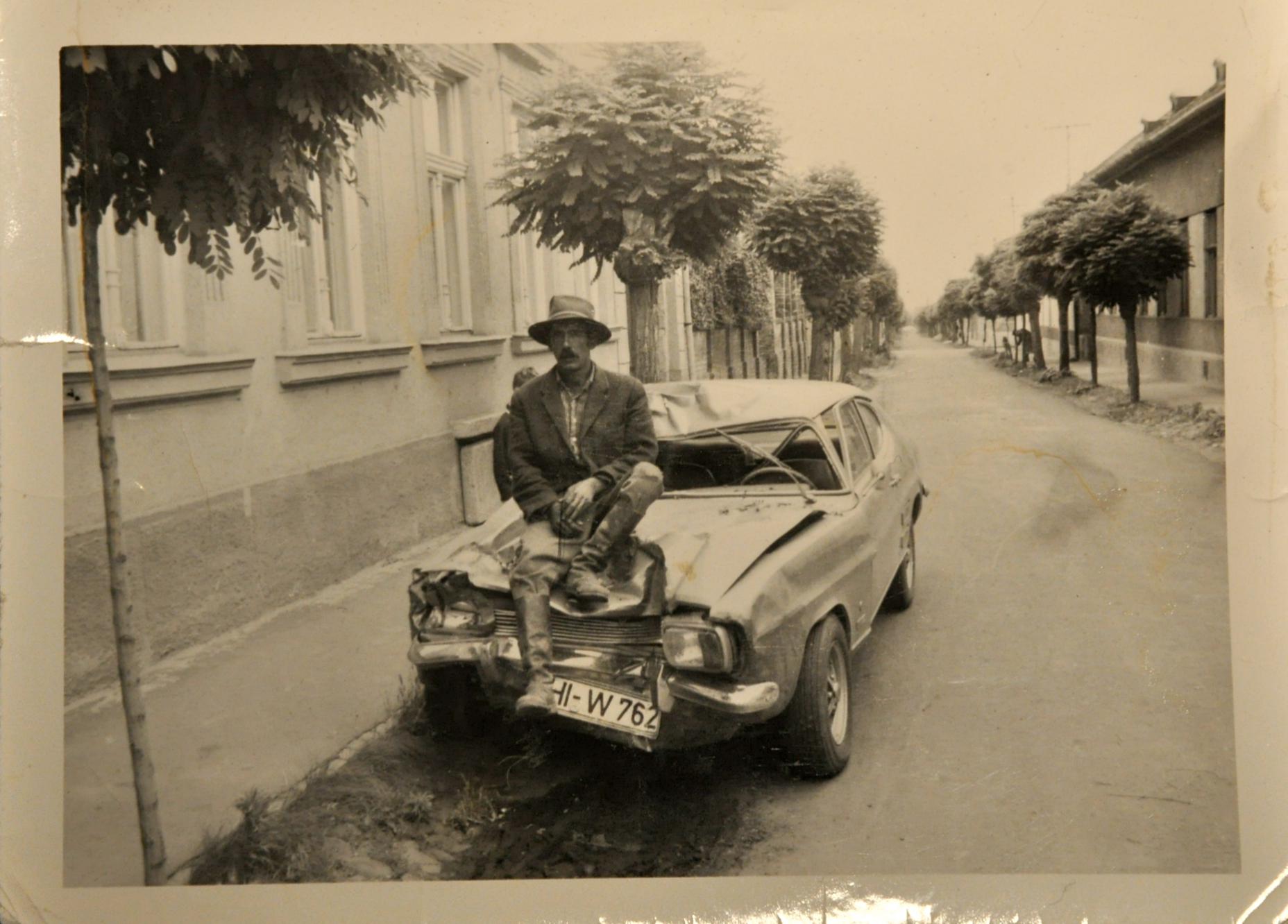 HI W 762, Ford Capri 1st gen (MkI / ECJ), 1969–1974