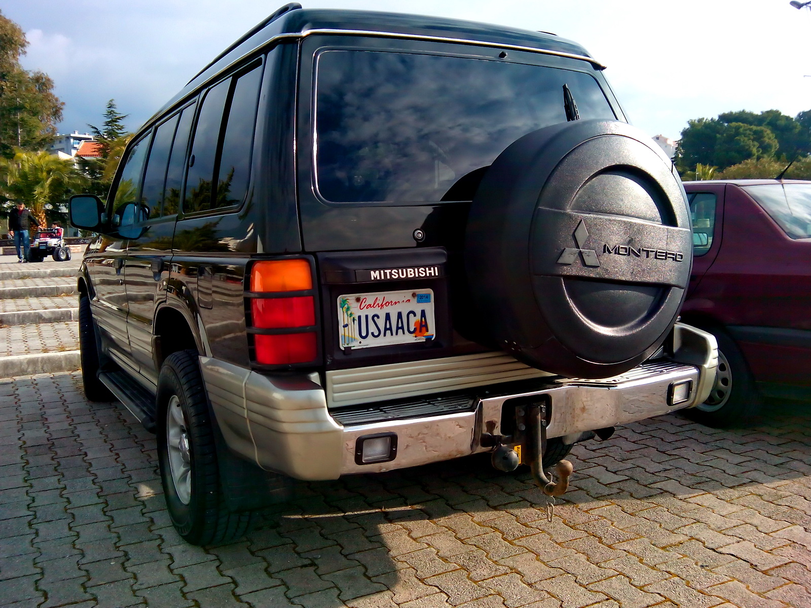USAACA , Mitsubishi Montero 2nd gen 5-door SUV (V20/NH/NJ/NK/NL), 1991–1999