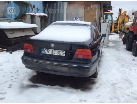 CR AU 305, BMW 5 Series
