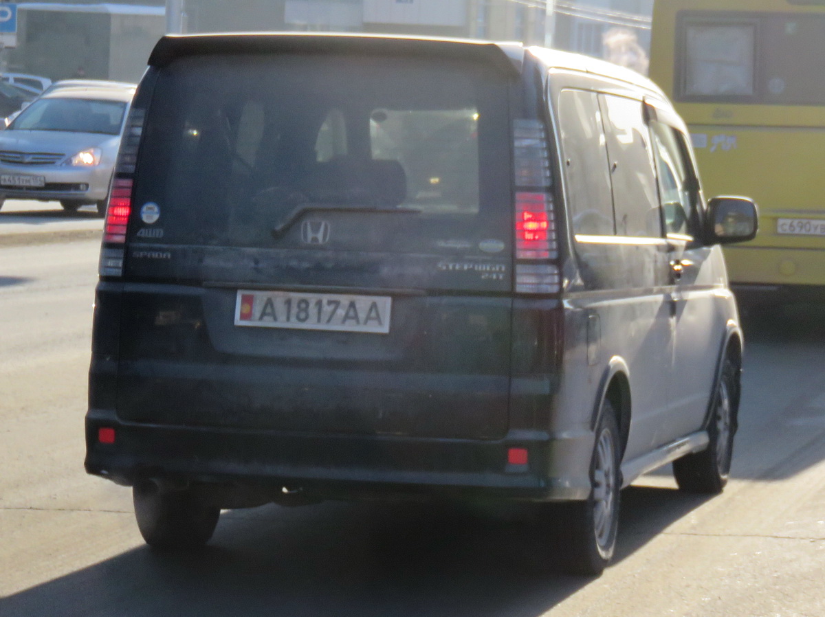 A 1817 AA, Honda Stepwgn 