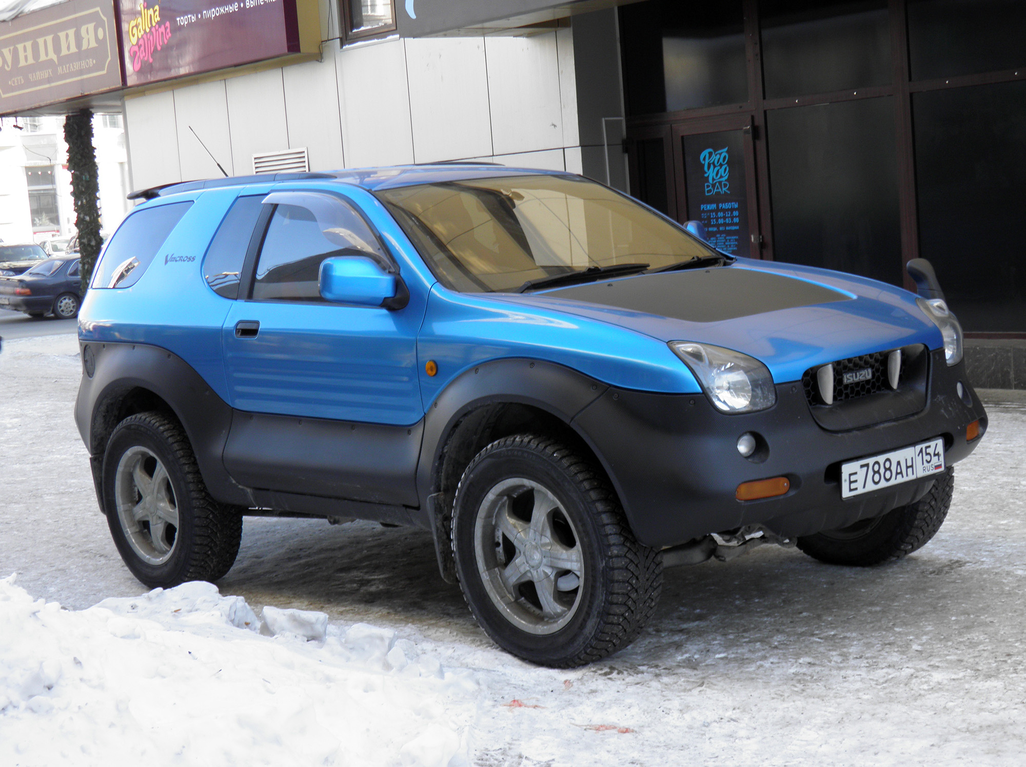 Isuzu VEHICROSS