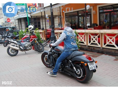 6000 ав 30, Harley-Davidson VRSC