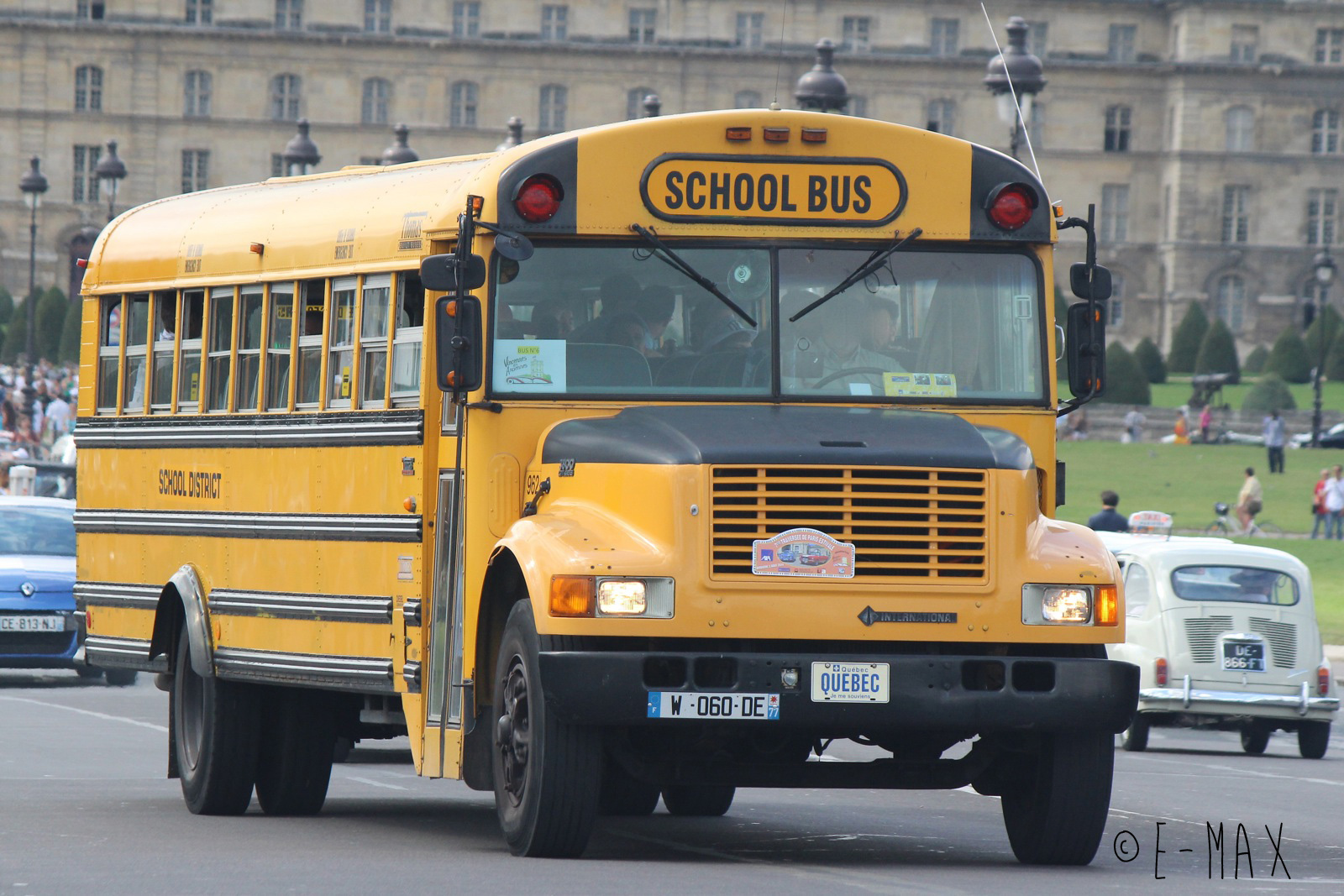 W-060-DE, Thomas Saf-T-Liner Conventional 