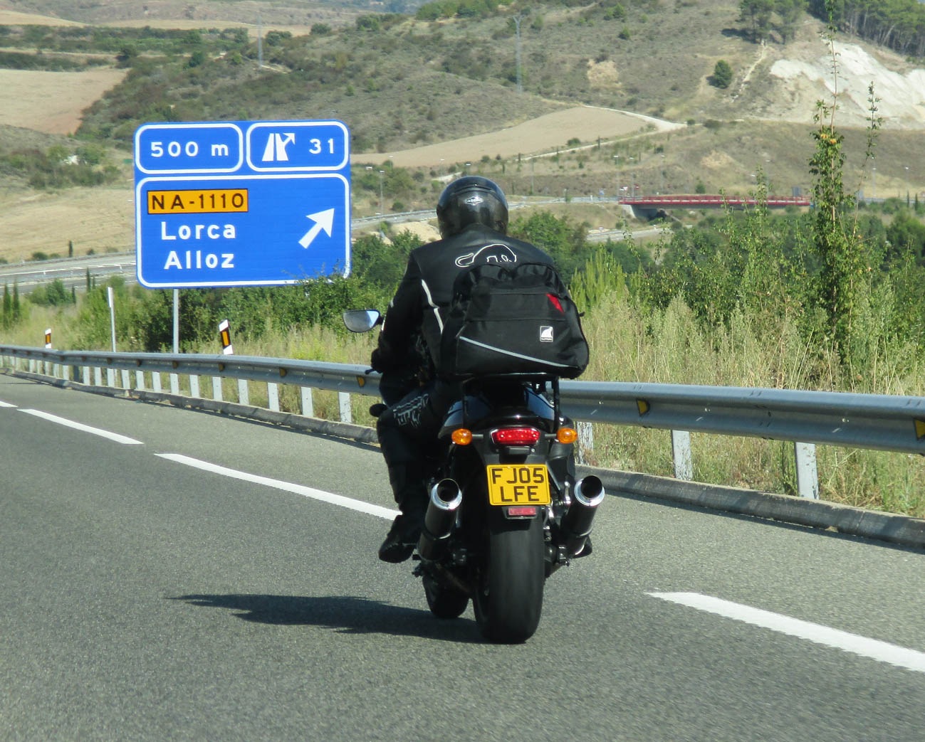 FJ05LFE, Moto Guzzi V11 