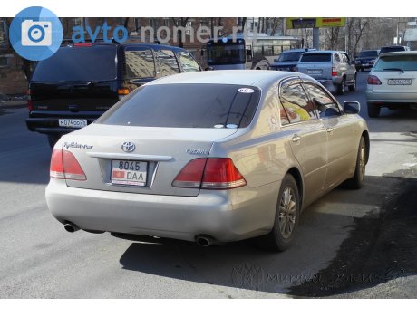 D 8045 AA, Toyota Crown