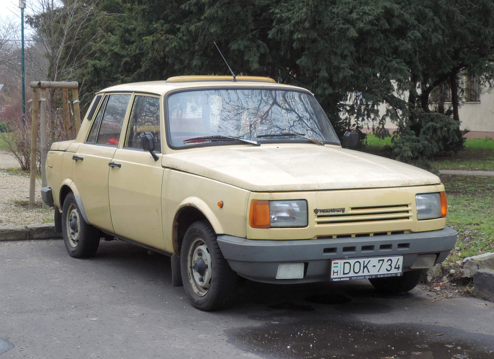 Автомобиль Wartburg 353