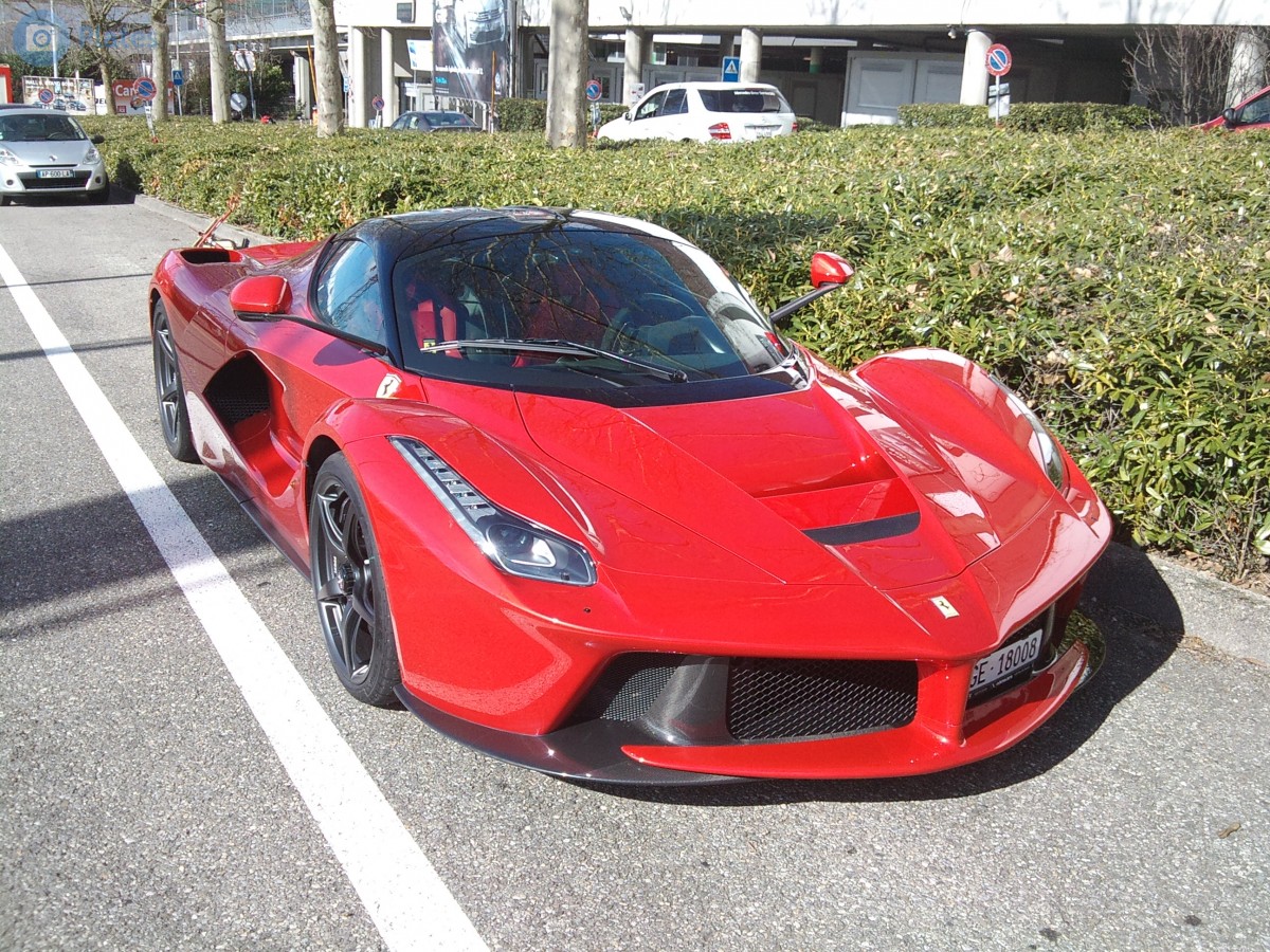 GE 18008, Ferrari LaFerrari 1st gen Coupé (F150), 2013–2016