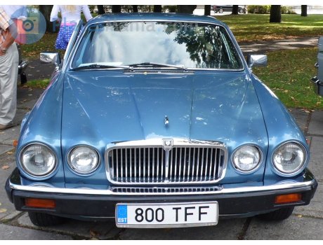 800 TFF, Jaguar XJ