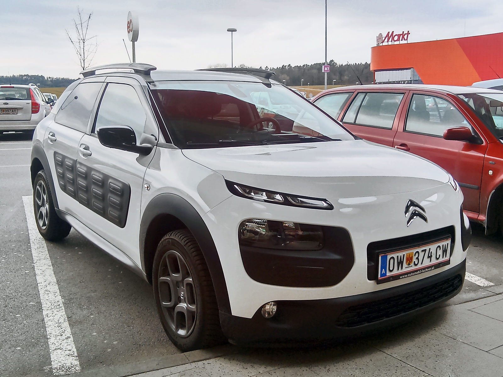 OW 374 CW, Citroёn C4 Cactus 1st gen (E3), 2014–2018