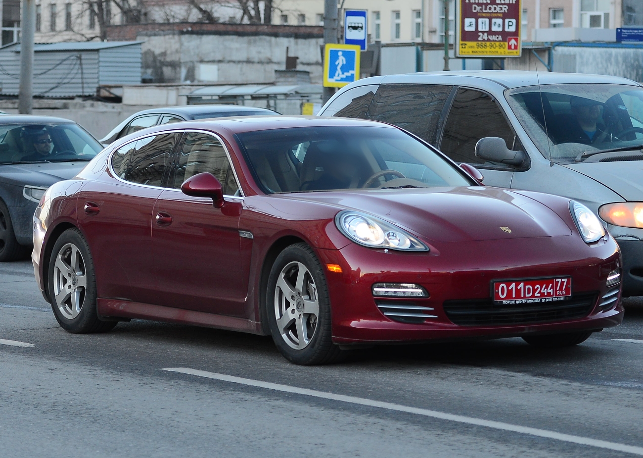 011 D 244 77, Porsche Panamera 1st gen (970), 2009–2013