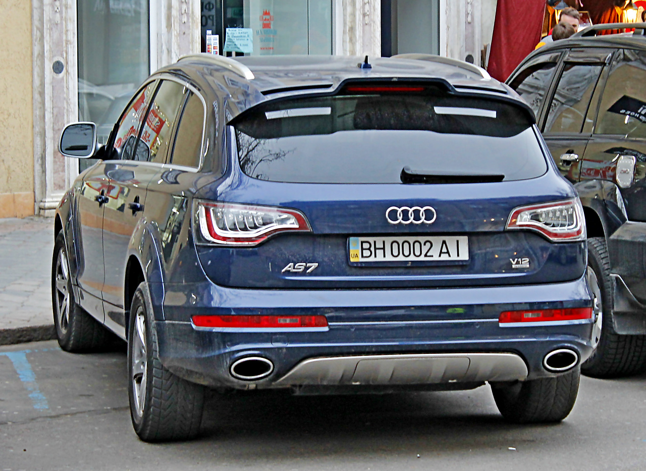 BH 0002 AI, Audi Q7 1st gen (4LB), 2005–2009