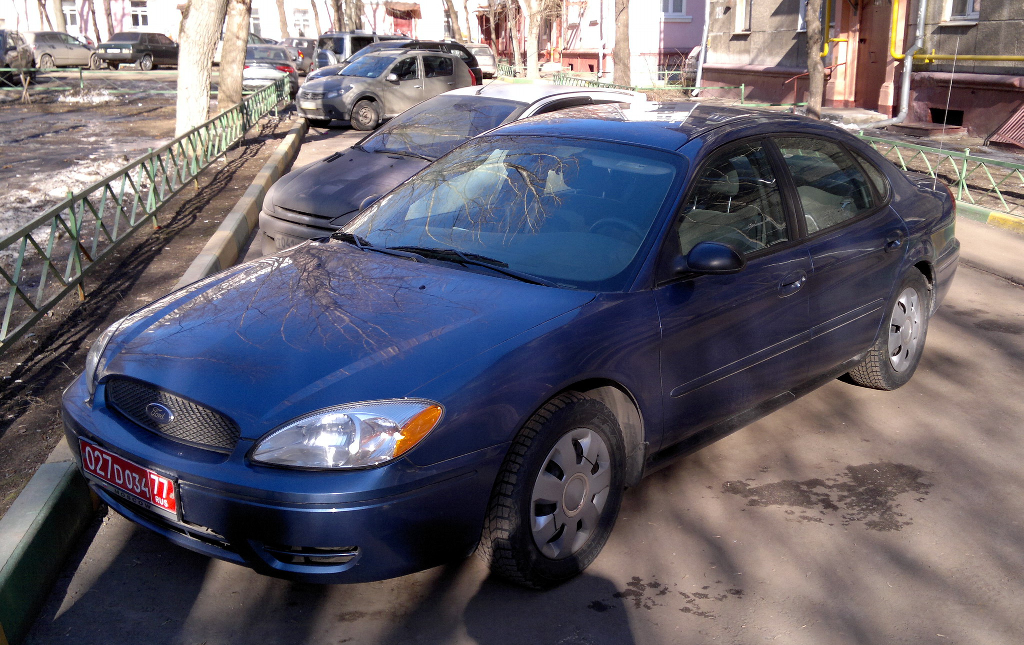 027 D 034 77, Ford Taurus 4th gen Sedan (D186), 1999–2006
