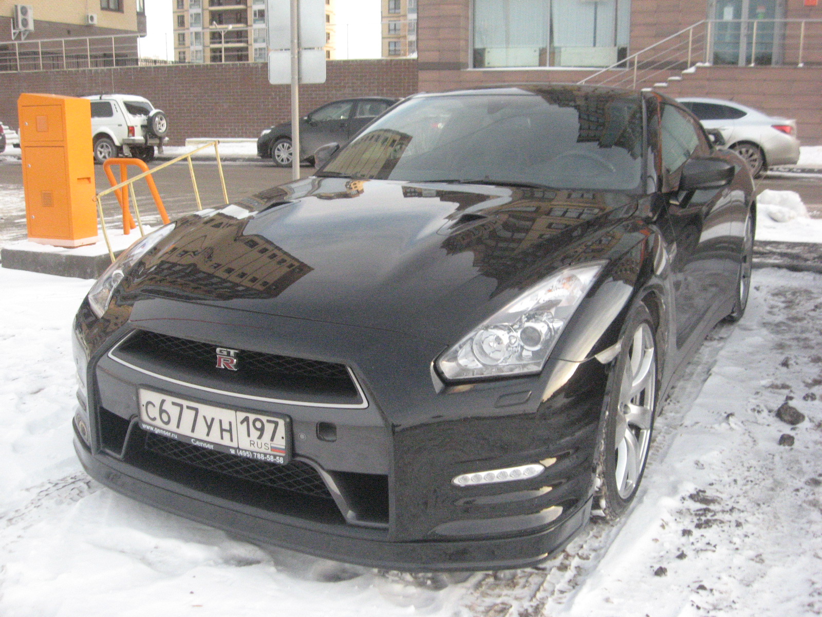 с 677 ун 197, Nissan GT-R 1st gen (R35), 2007–2016
