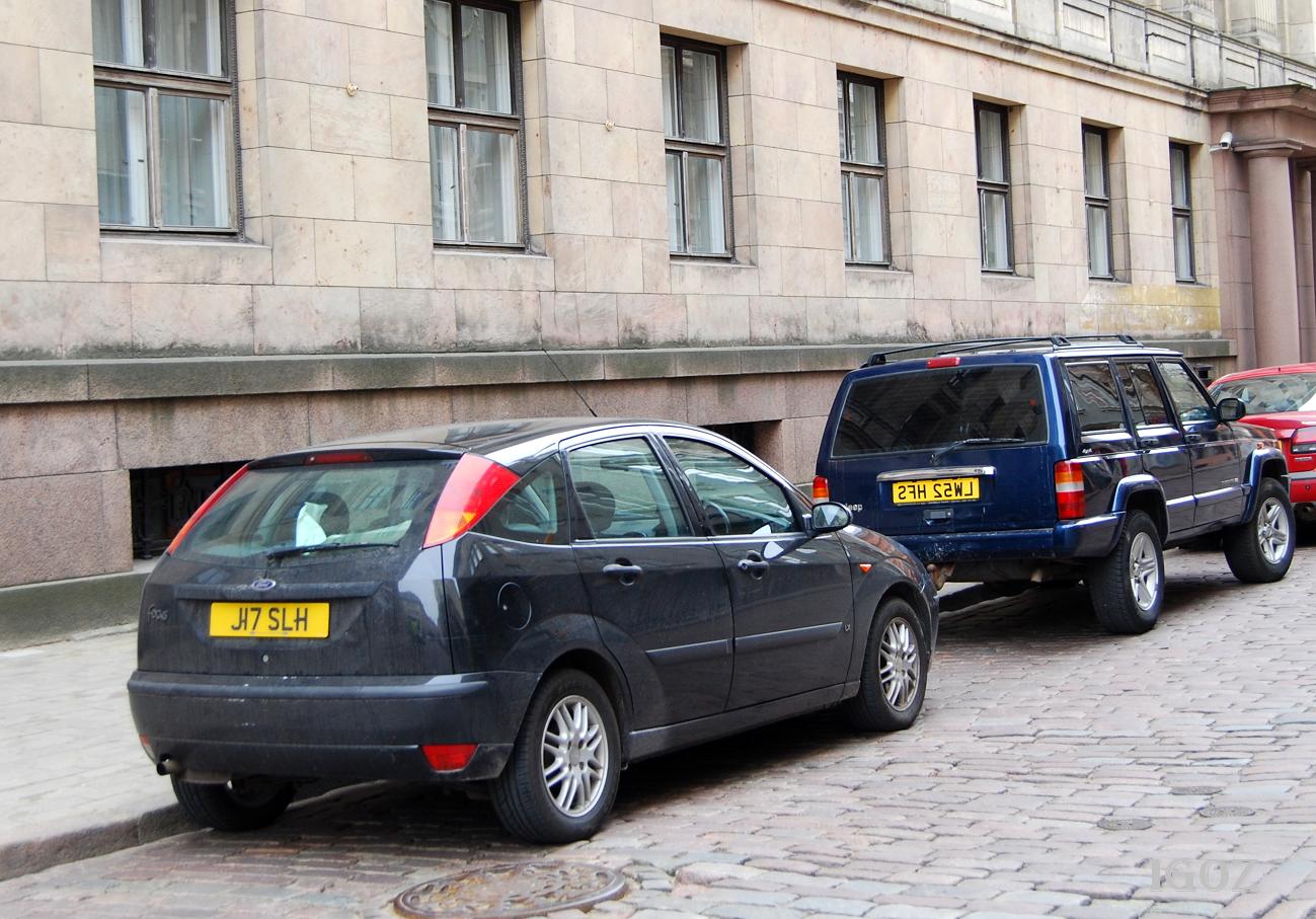 J17SLH, Ford Focus 1st gen 5-door Hatch (DAW; C170), 1998–2005 (–2008 for LATAM-market)