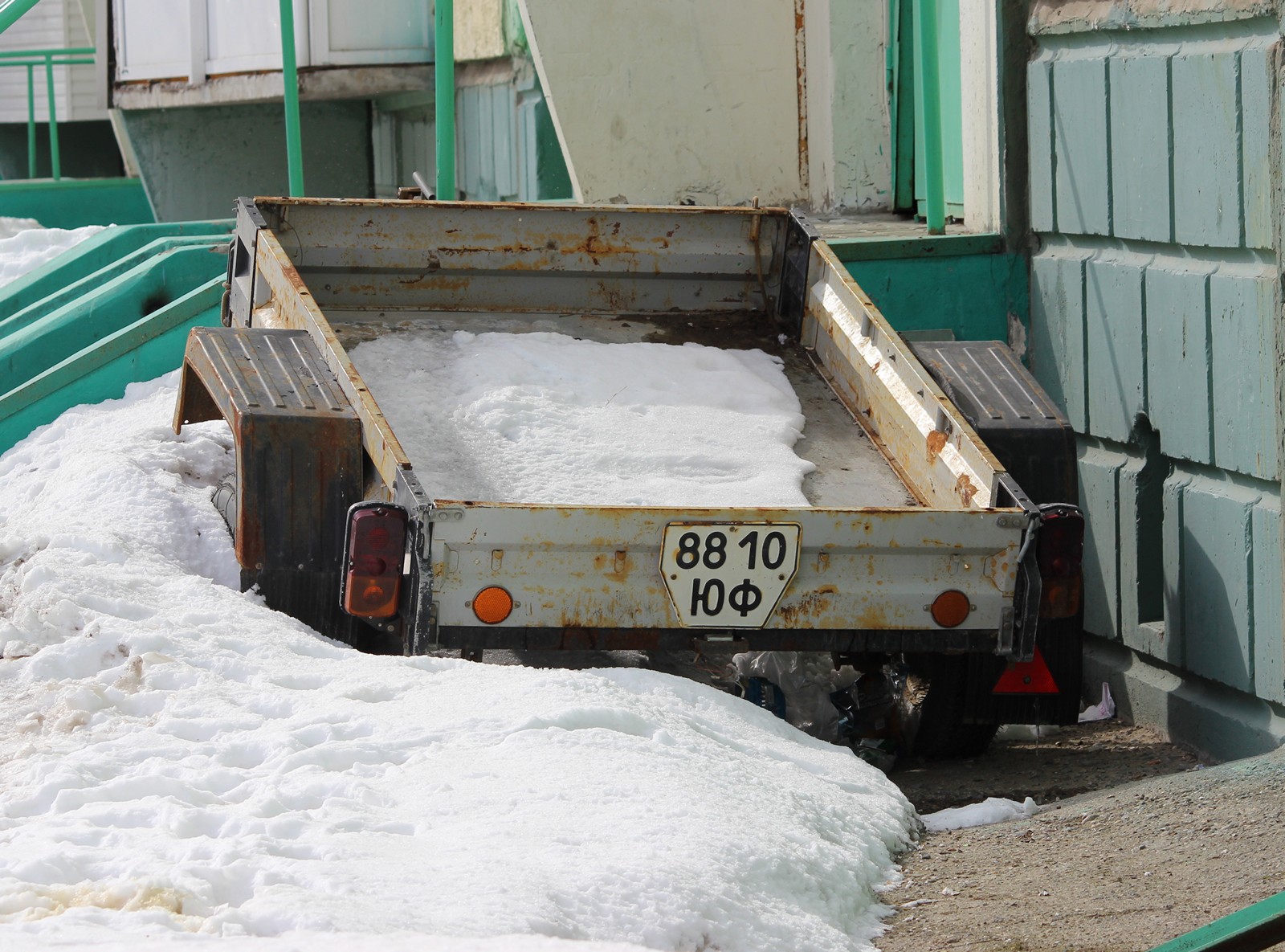 8810 ЮФ, Kurganmashzavod (KMZ) 8136 