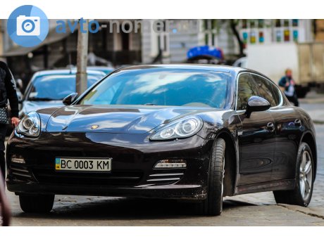 BC 0003 KM, Porsche Panamera