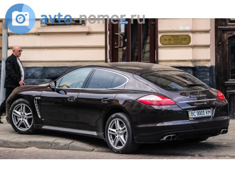 BC 0003 KM, Porsche Panamera