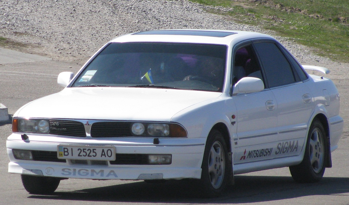 BI 2525 AO, Mitsubishi Sigma 4th gen Sedan (F10/F20/F07W), 1990–1996